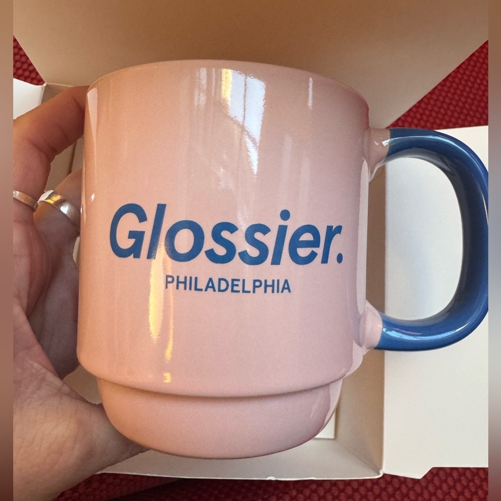 Glossier Store Limited Exclusive Philadelphia Travel Mug Cup New